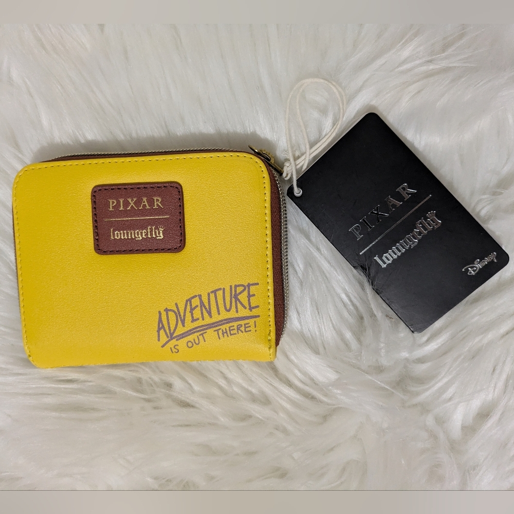 Loungefly UP! Adventure is out there Mini Zip Around Wallet Disney Pixar New! - Picture 4 of 5